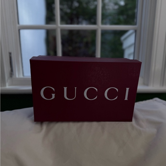 Gucci Burgundy Shoe Box - Picture 2 of 2